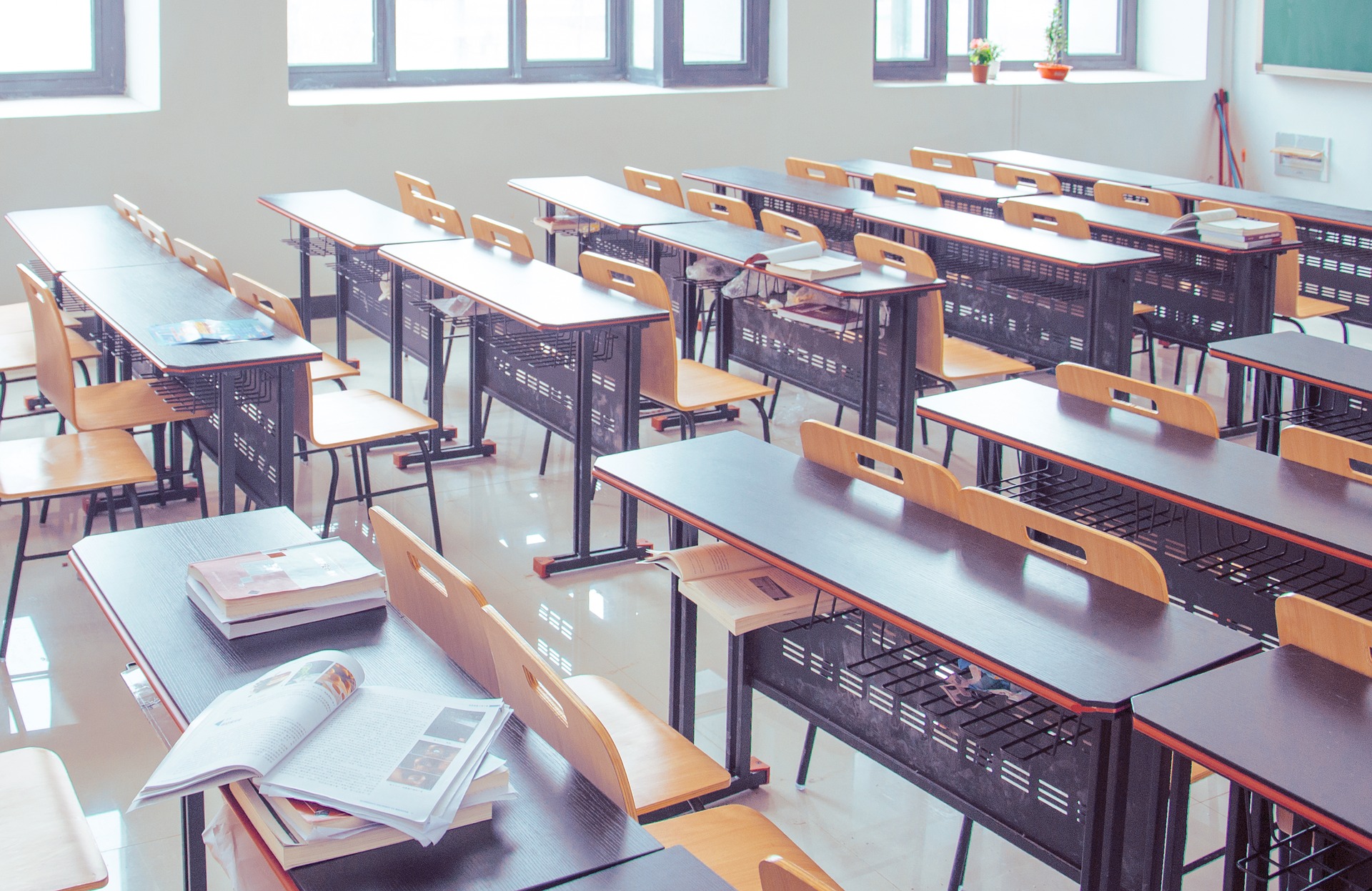Más encuentros acordados en colegios de Madrid