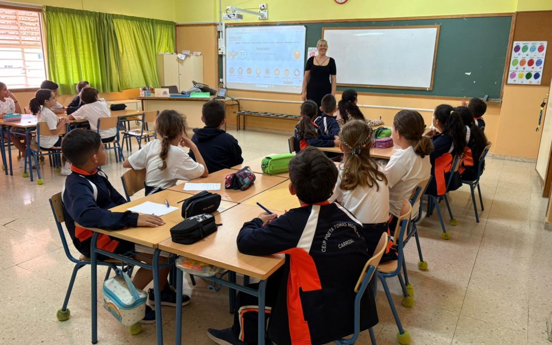 Talleres sobre los derechos de la infancia en Las Palmas: una mochila llena de valores