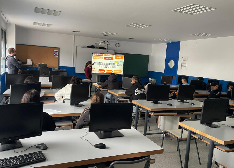 Talleres de formación en competencias sociolaborales